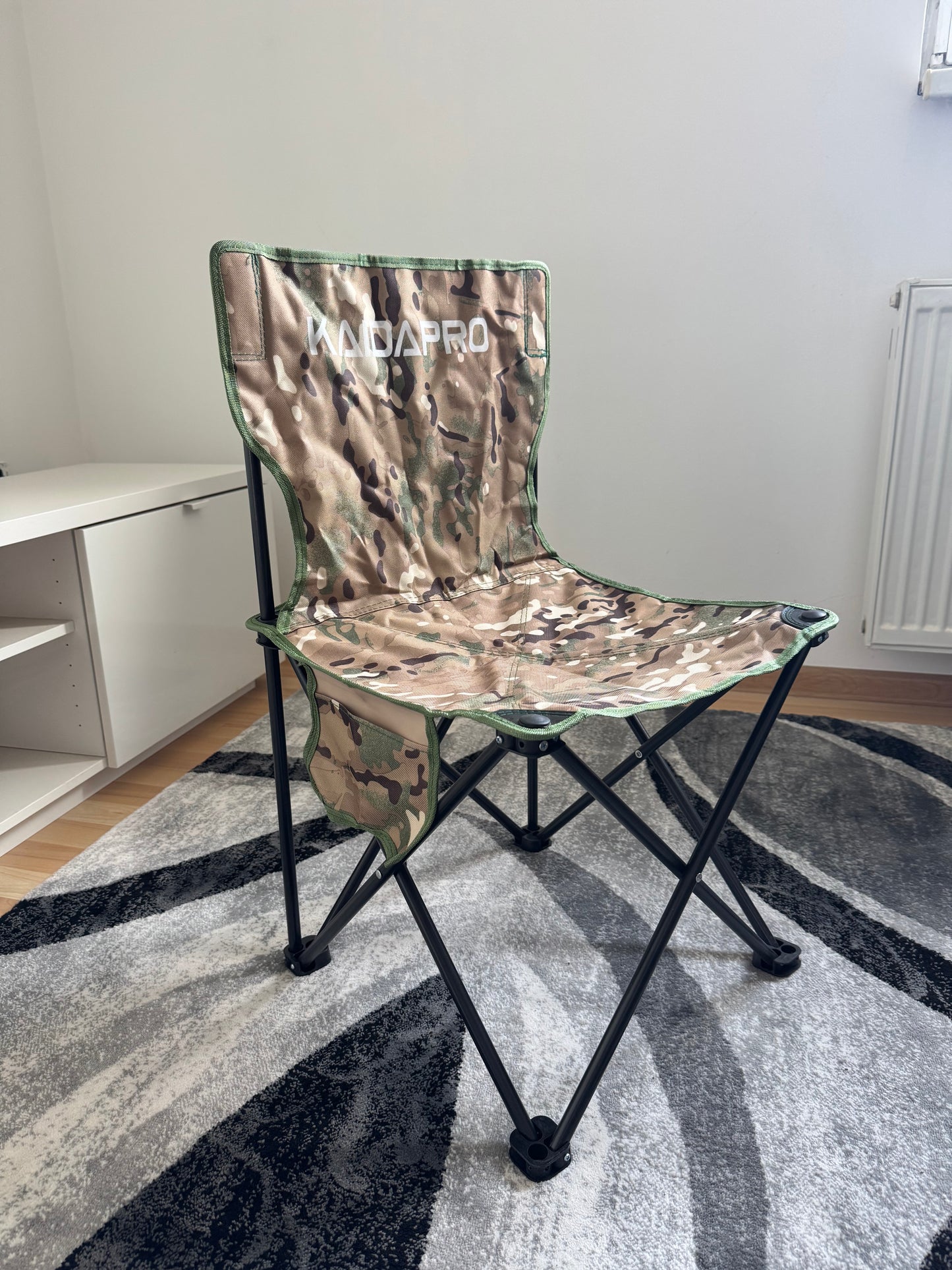 Sklopiva Stolica za Kampovanje i Pecanje
